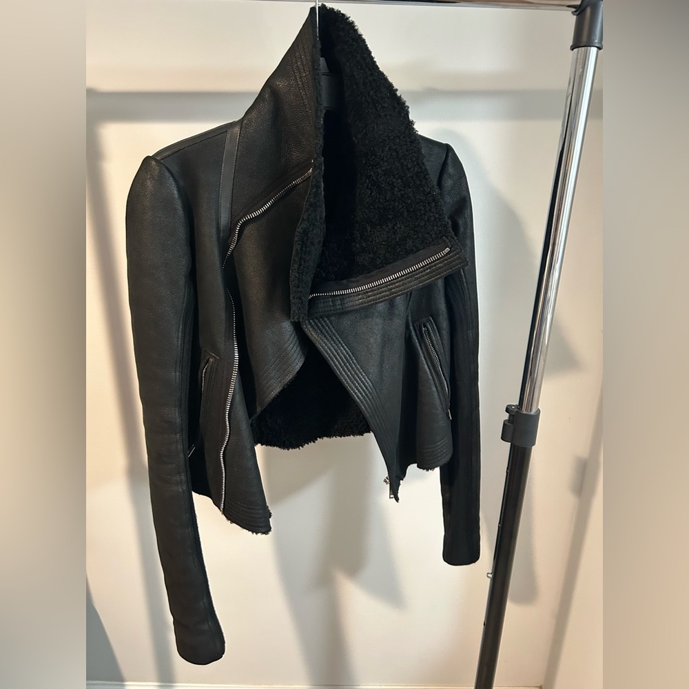 EUC Rick Owens Women's Black Shearling Leather Biker Jacket sz US 2/IT 38/GB 6